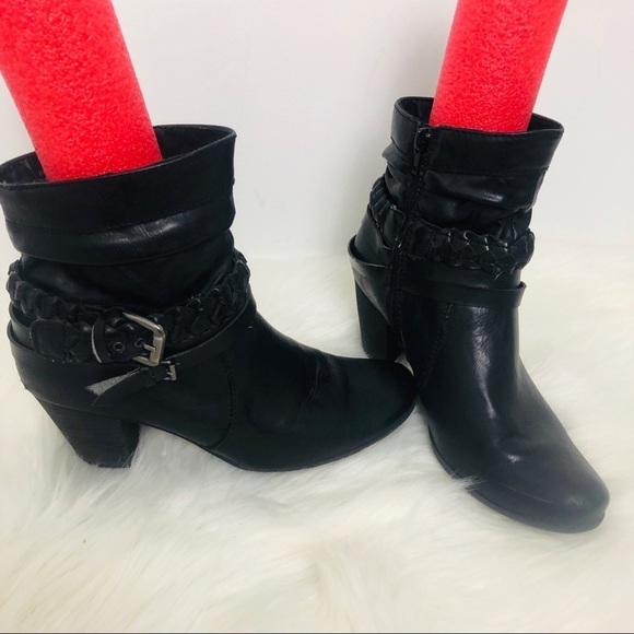 Relativity Black ankle boots zip closure size 9M‎ - Picture 3 of 8